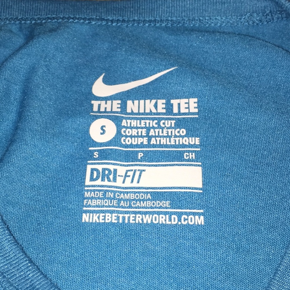 NIKE tee - Picture 3 of 4